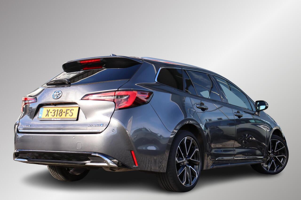 Toyota COROLLA Touring Sports Hybrid 200 Executive, Apple Carplay, Android Auto, JBL Audio, BSM, Parkeersensoren, Stoelverwarming, Heads up display