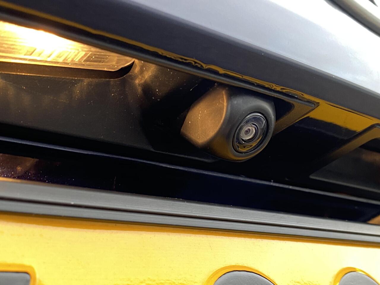 Toyota COROLLA Touring Sports Hybrid 140 Active Navigatie Apple CarPlay/Android Auto, achteruitrij camera, keyless, adaptieve cruise control,