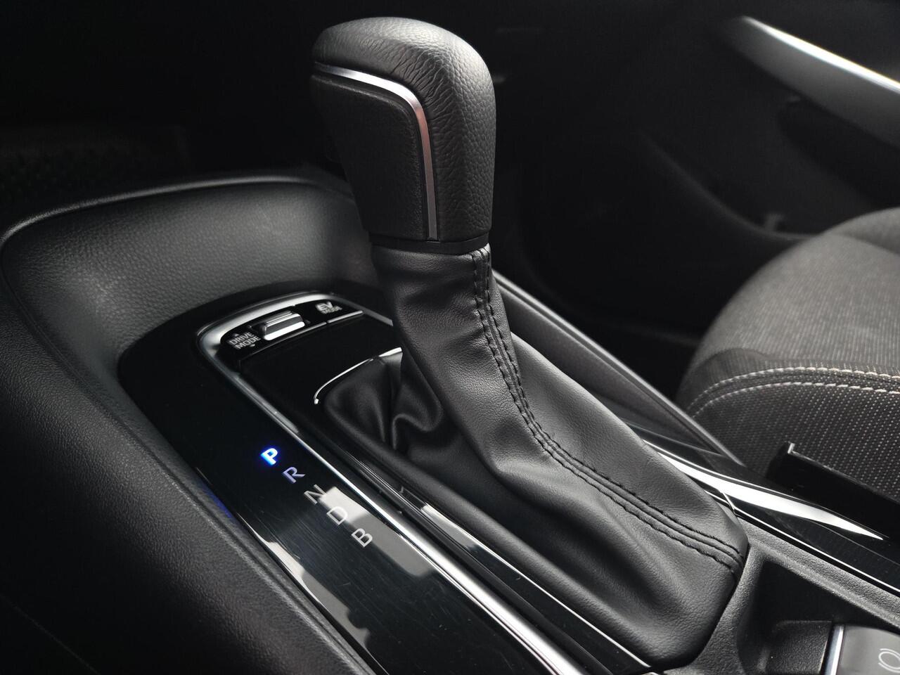 Toyota COROLLA Touring Sports Hybrid 140 Active | Apple CarPlay | Adaptive Cruise | Rijklaarprijs incl. garantie |