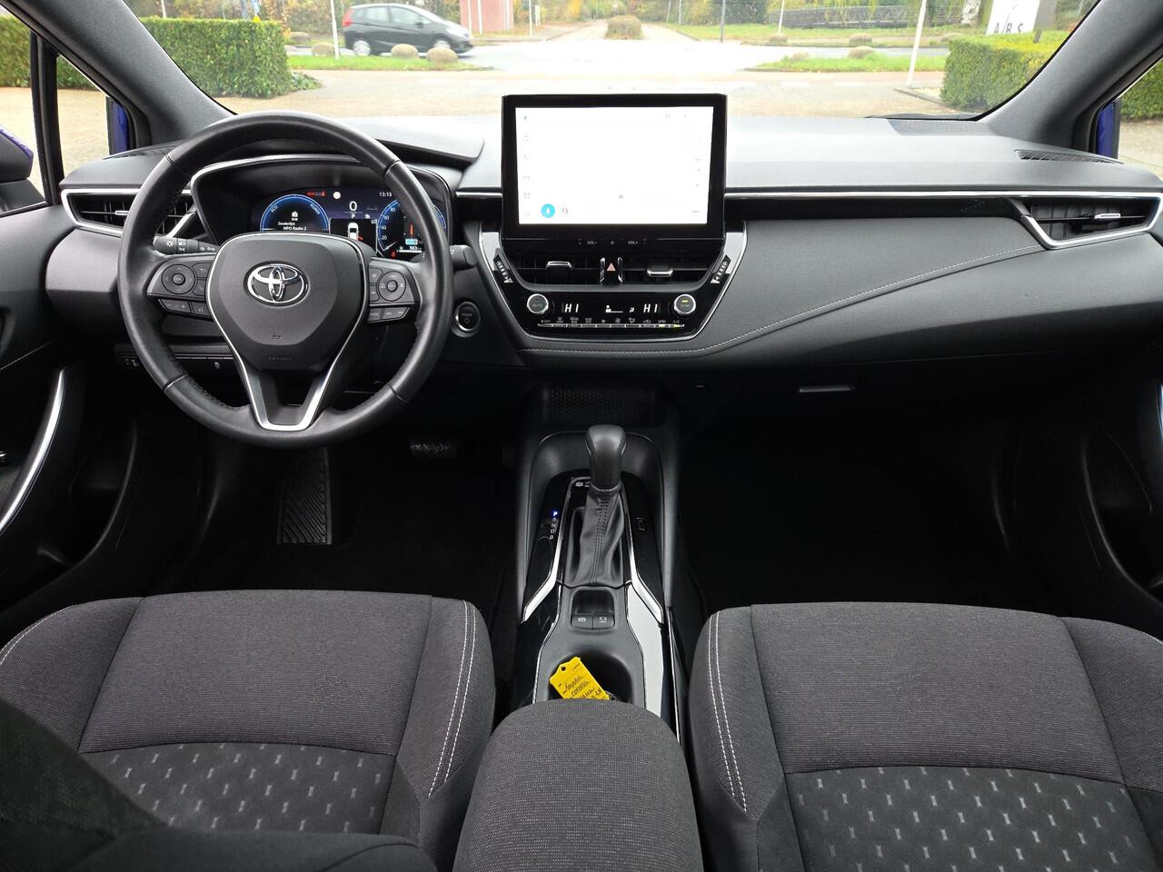 Toyota COROLLA Touring Sports Hybrid 140 Active | Apple CarPlay | Adaptive Cruise | Rijklaarprijs incl. garantie |