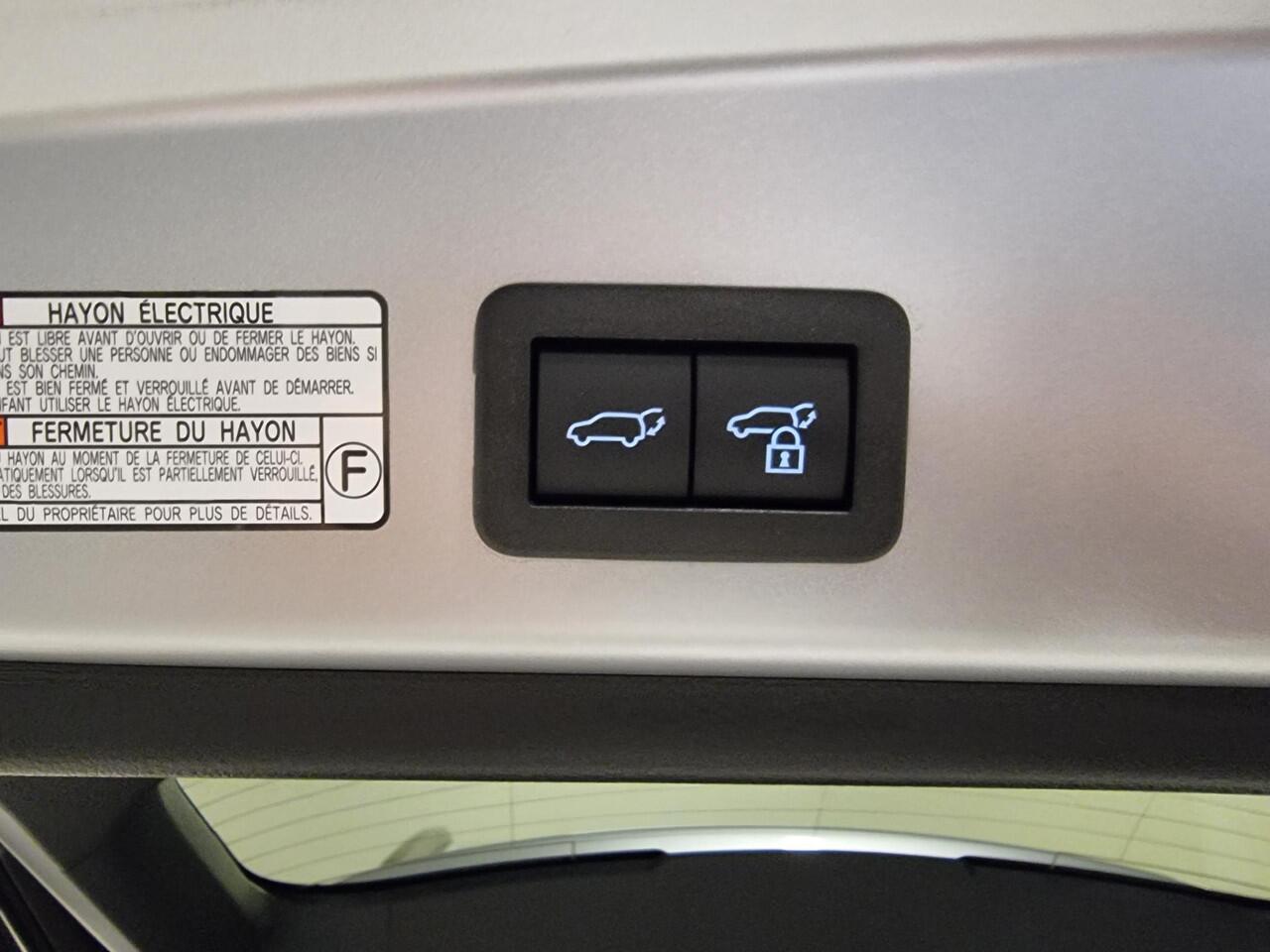 Toyota COROLLA Cross 2.0 High Power Hybrid Launch Edition | Elektrische Achterklep | Navigatie | Stoelverwarming |