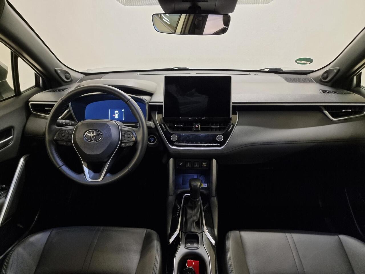 Toyota COROLLA Cross 2.0 High Power Hybrid Launch Edition | Elektrische Achterklep | Navigatie | Stoelverwarming |