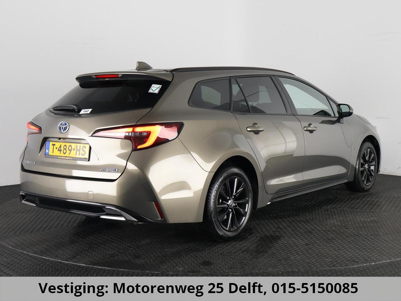 Toyota COROLLA Touring Sports HYBRID BLACKLINE ACTIVE GARANTIE TOT 2033! NIEUW MODEL. CARPLAY NAVIGATIE. ADAPTIEVE CRUISE CONTROL . APPLE CARPLAY & ANDRIOD AUTO . CAMERA