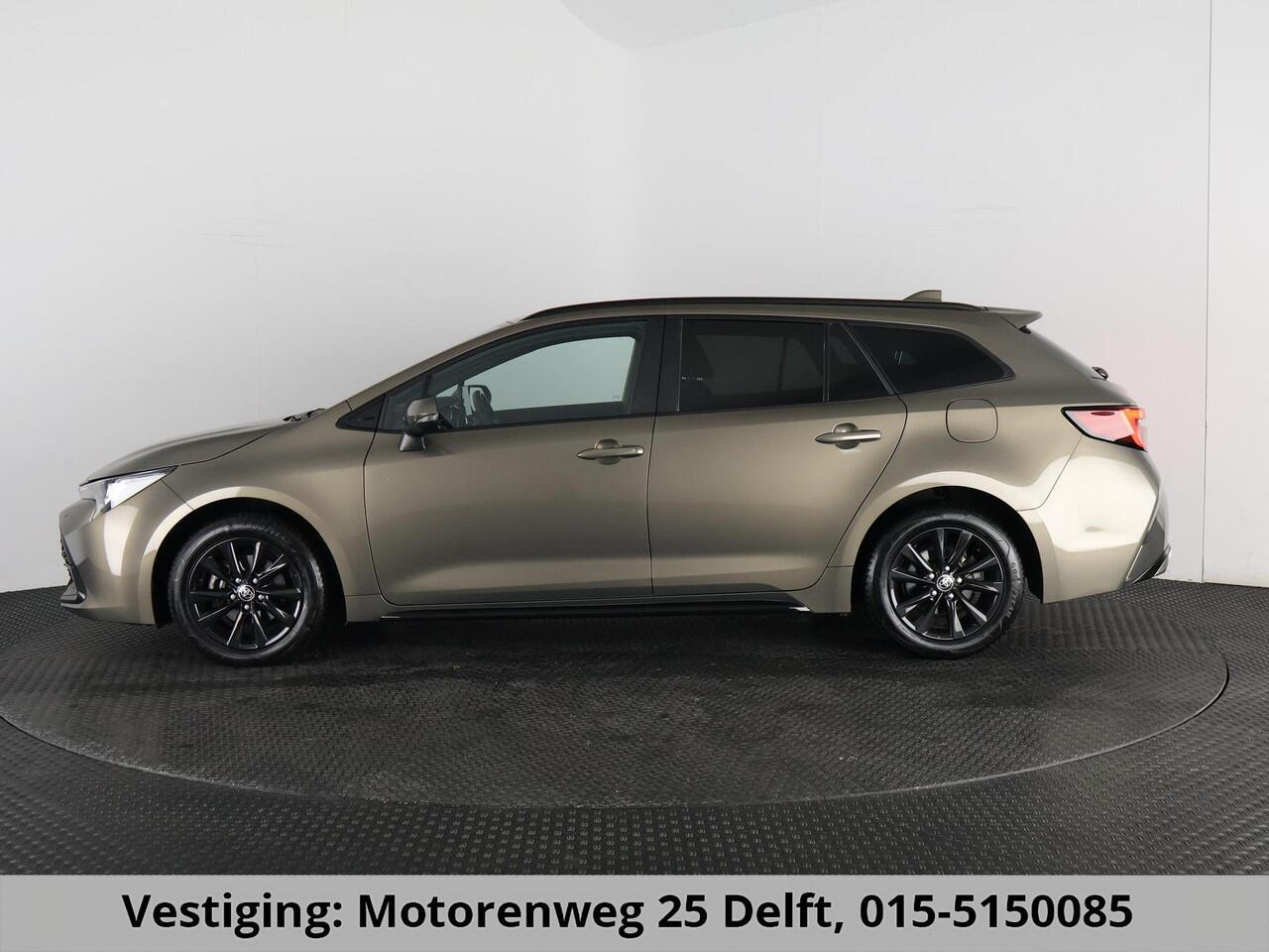 Toyota COROLLA Touring Sports HYBRID BLACKLINE ACTIVE GARANTIE TOT 2033! NIEUW MODEL. CARPLAY NAVIGATIE. ADAPTIEVE CRUISE CONTROL . APPLE CARPLAY & ANDRIOD AUTO . CAMERA