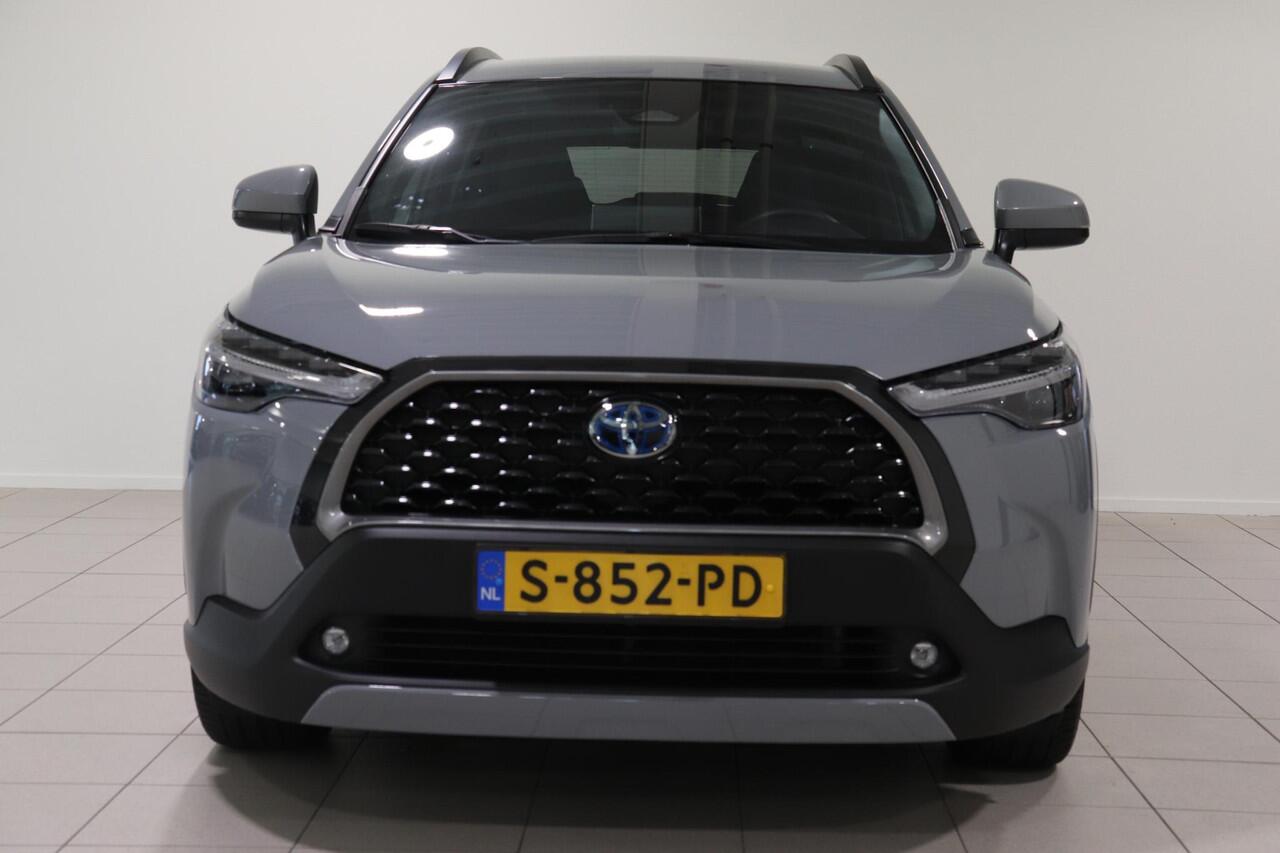 Toyota COROLLA Cross Hybrid 200 Style, Trekhaak, Navi, Apple Carplay/Android Auto, Parkeersensoren voor en achter!