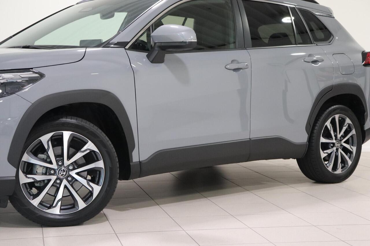 Toyota COROLLA Cross Hybrid 200 Style, Trekhaak, Navi, Apple Carplay/Android Auto, Parkeersensoren voor en achter!