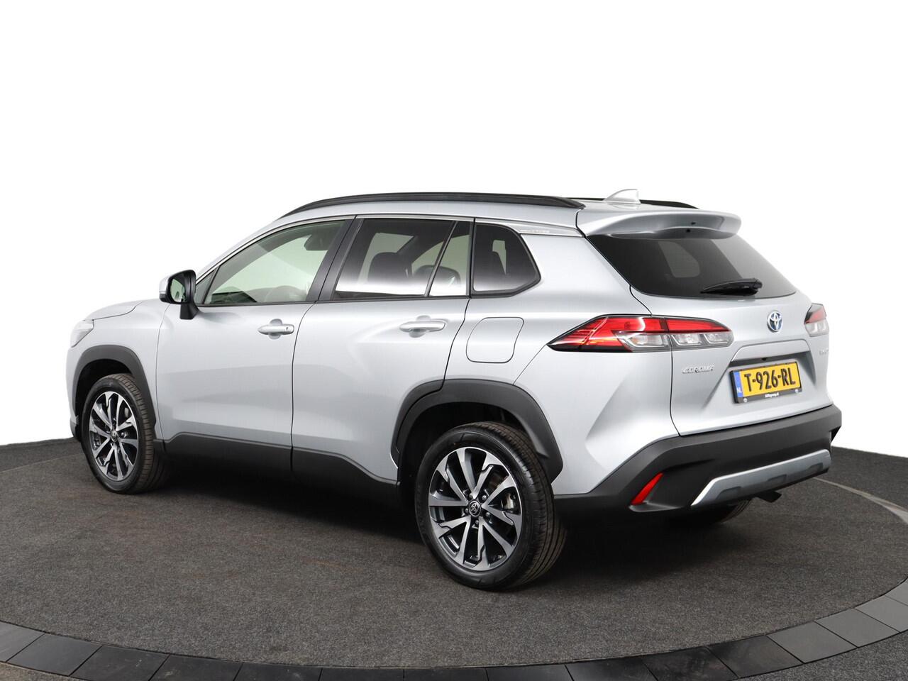 Toyota COROLLA Cross Hybrid 140 Dynamic | Navigatie | Cruise control | Parkeer camera |