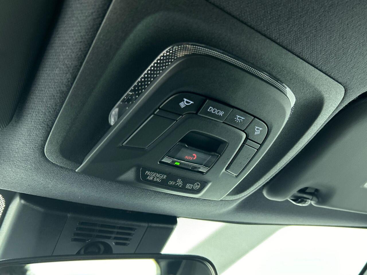 Toyota COROLLA Touring Sports 1.8 Hybrid Active Navigatie Apple Carplay/Android Auto Camera Adaptive Cruise Control Virtual Cockpit Climate Control