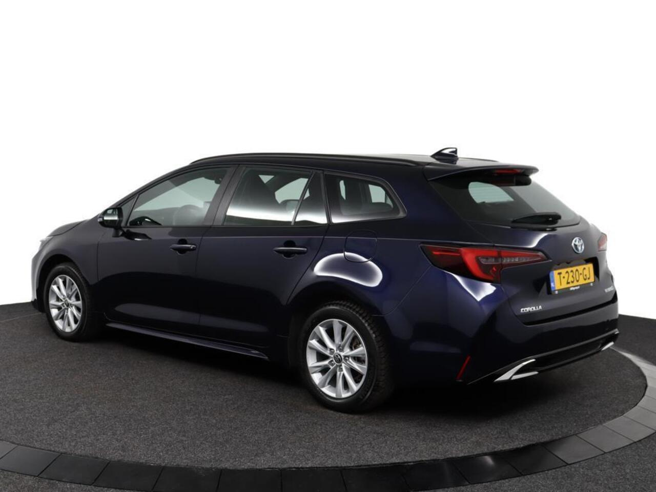 Toyota COROLLA Touring Sports Hybrid 140 Active | Apple Carplay | Toyota Safety Sense | 10 jaar garantie |