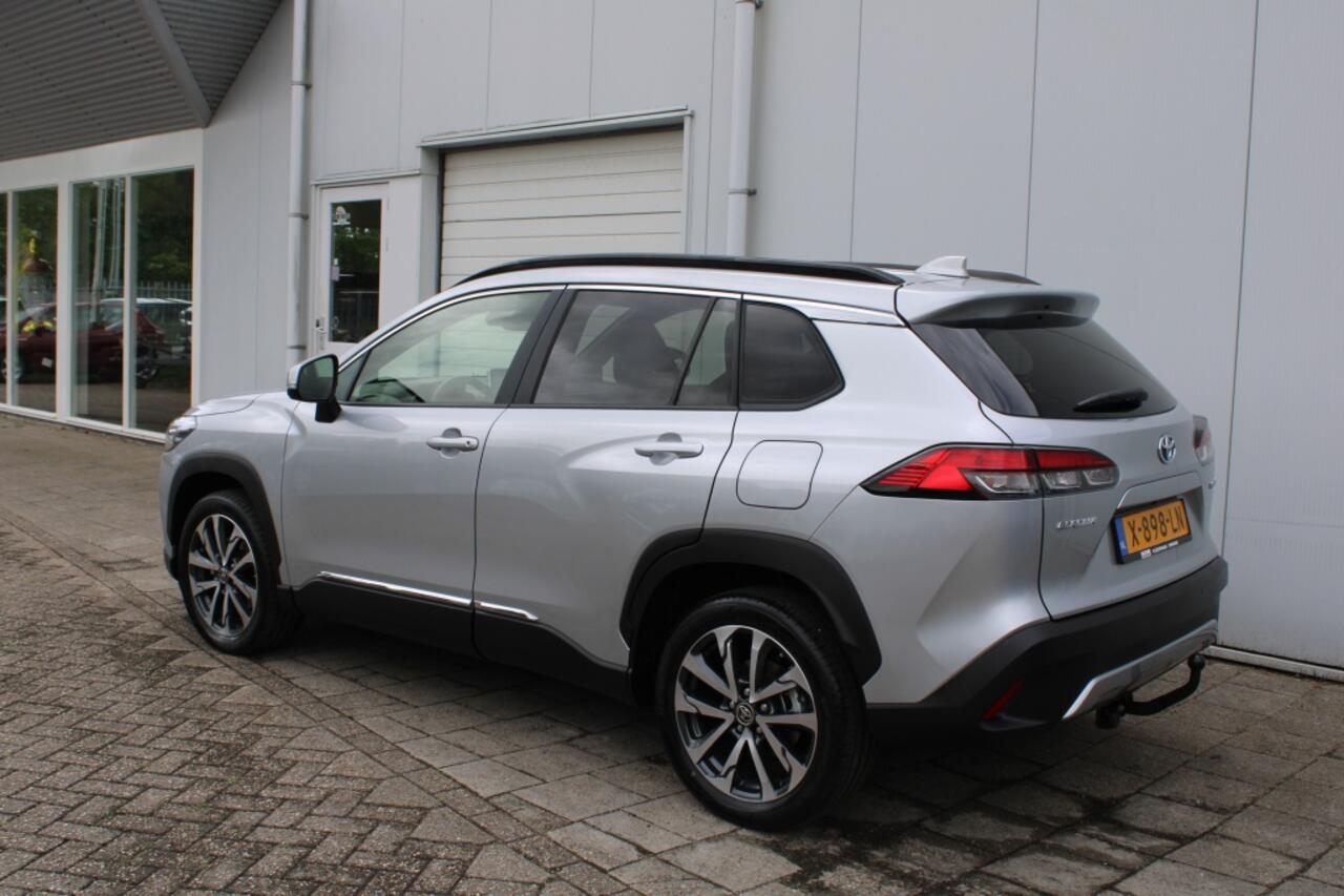 Toyota COROLLA Cross Hybrid 140 Style