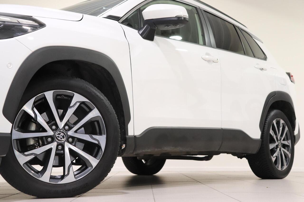 Toyota COROLLA Cross 2.0 High Power Hybrid Launch Edition, Navigatie, Cruise Control, Climate Control, BSM, JBL, Apple Carplay / Android Auto, Stuur en Stoelverwarming, Parkeersensoren