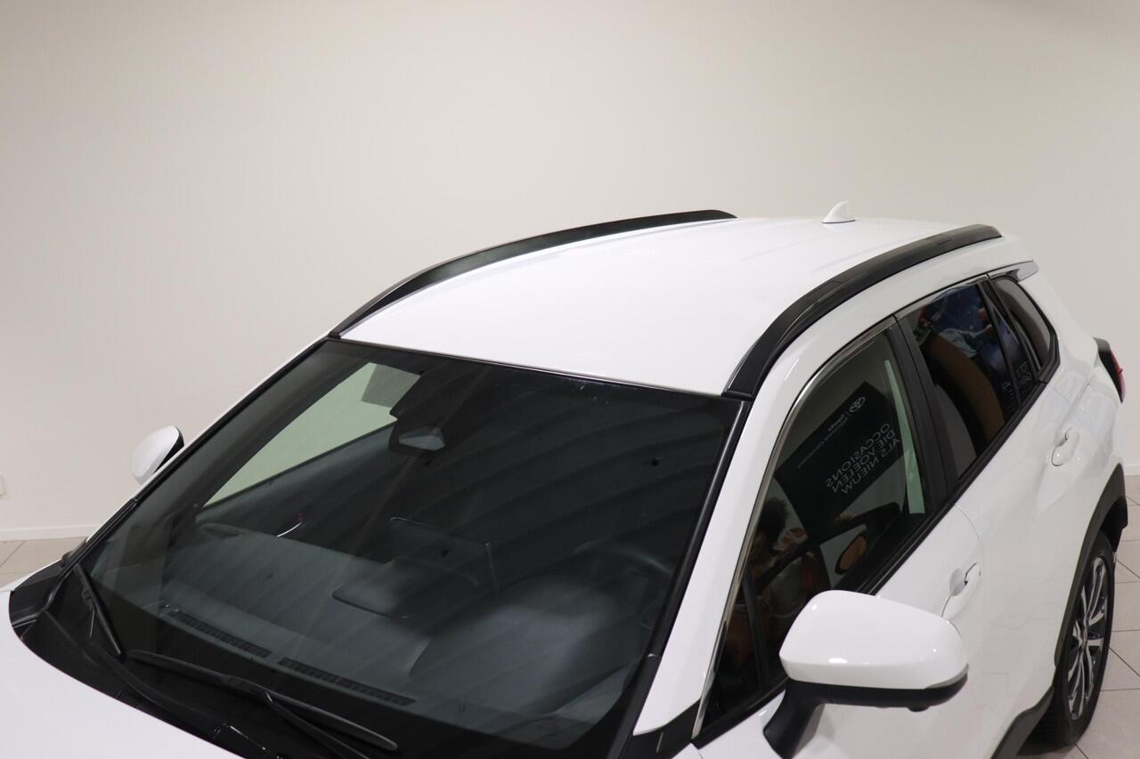 Toyota COROLLA Cross 2.0 High Power Hybrid Launch Edition, Navigatie, Cruise Control, Climate Control, BSM, JBL, Apple Carplay / Android Auto, Stuur en Stoelverwarming, Parkeersensoren