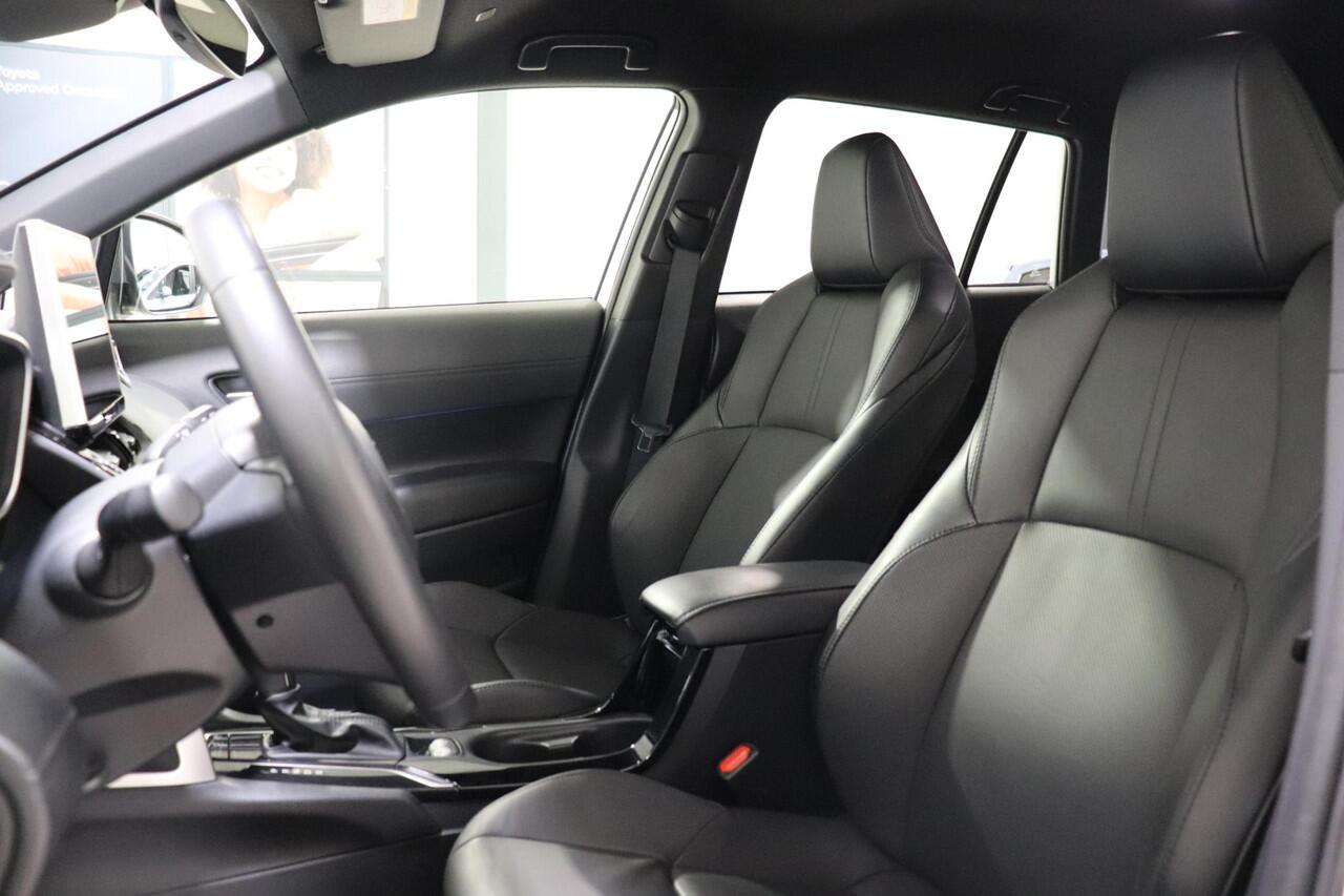 Toyota COROLLA Cross 2.0 High Power Hybrid Launch Edition, Navigatie, Cruise Control, Climate Control, BSM, JBL, Apple Carplay / Android Auto, Stuur en Stoelverwarming, Parkeersensoren