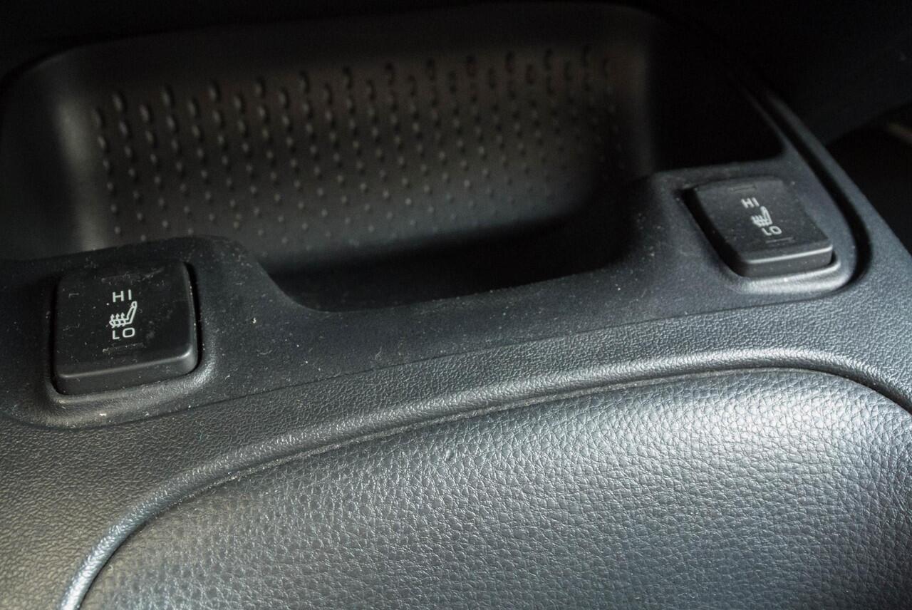 Toyota COROLLA Hybrid 140 Business NAVI PDCx2 Keyless