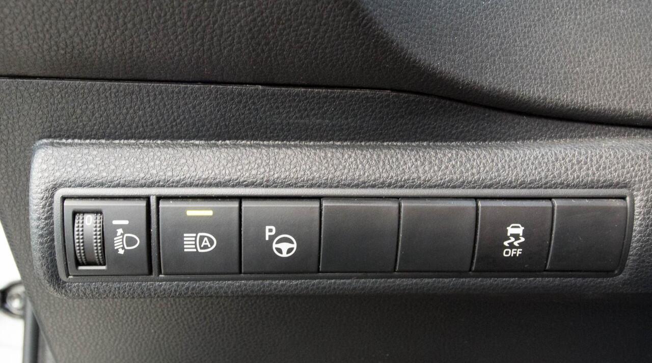 Toyota COROLLA Hybrid 140 Business NAVI PDCx2 Keyless