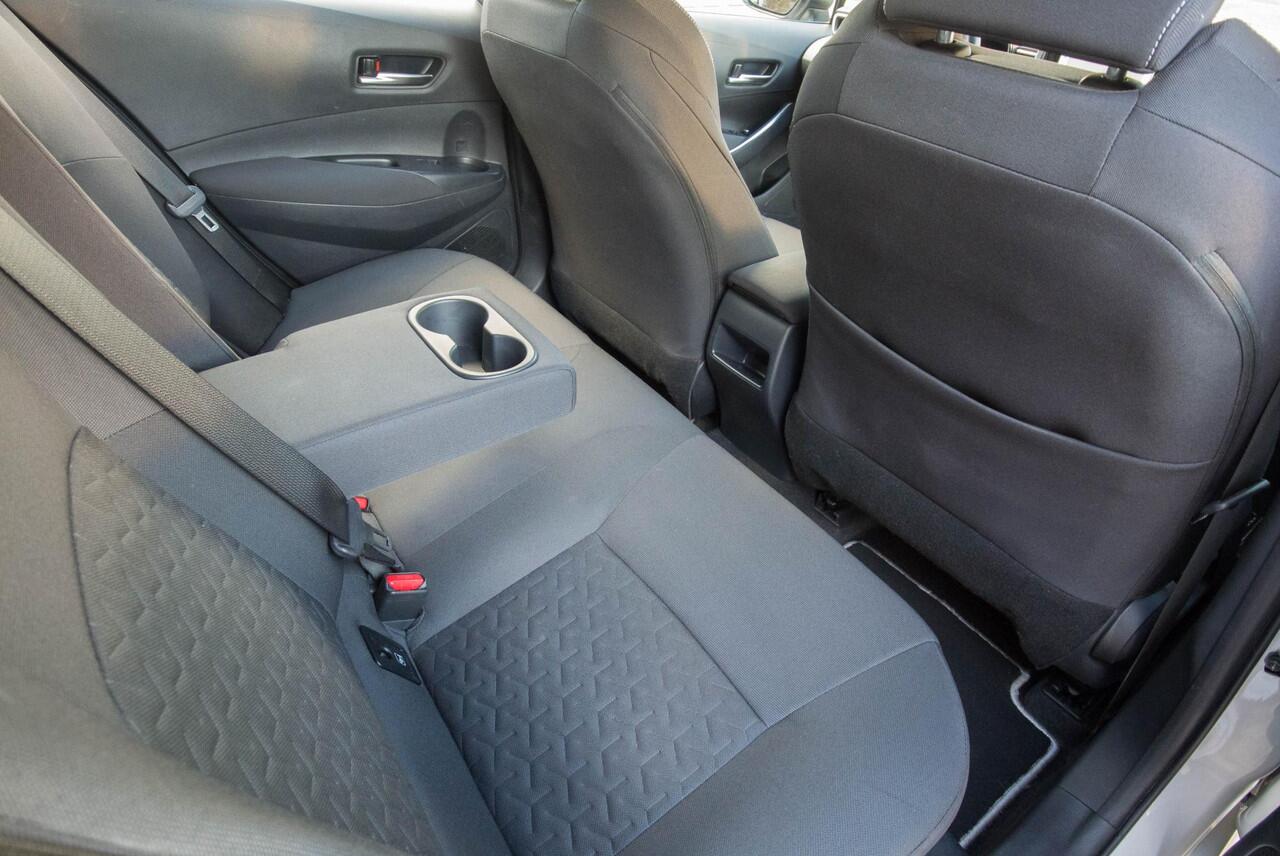 Toyota COROLLA Hybrid 140 Business NAVI PDCx2 Keyless