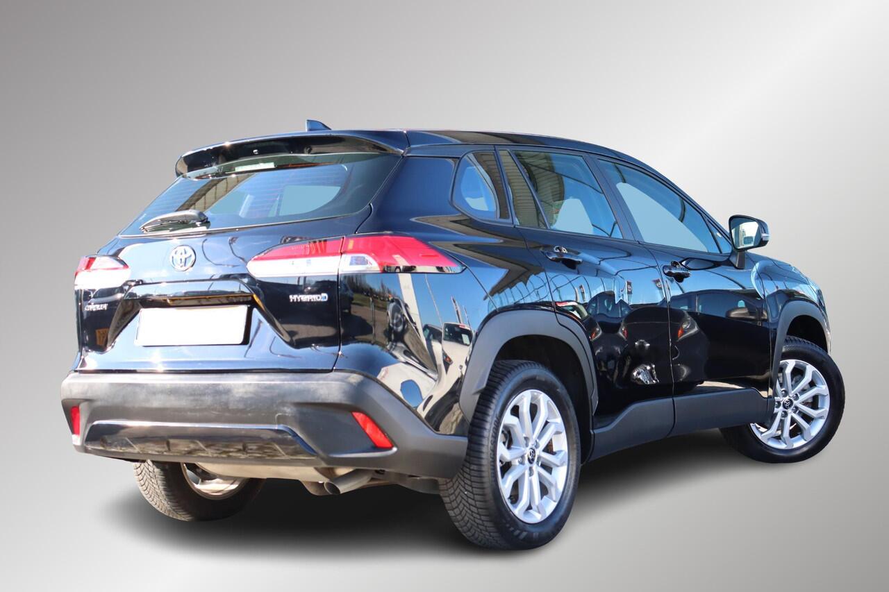 Toyota COROLLA Cross 2.0 High Power Hybrid Active Apple carplay , Android auto.
