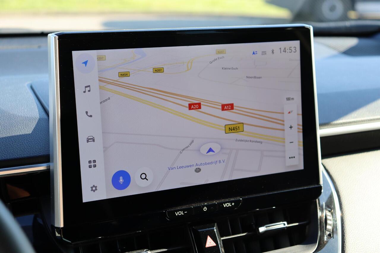 Toyota COROLLA Cross 2.0 High Power Hybrid Active Apple carplay , Android auto.