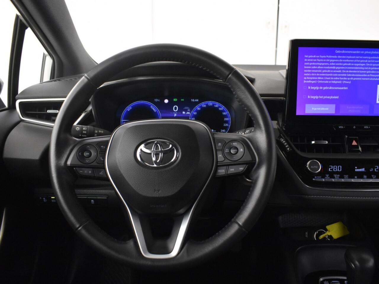 Toyota COROLLA Touring Sports Hybrid 140 Active | Navigatie | Adapt. cruise | All seasons |