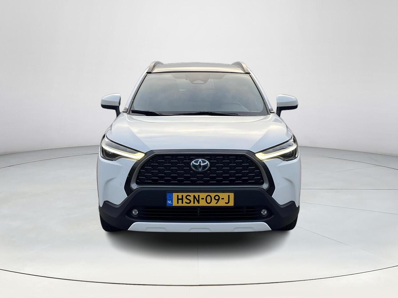 Toyota COROLLA Cross Hybrid 200 Style | Navigatie | Apple CarPlay/Android auto | Panoramadak | Trekhaak | Achteruitrijcamera