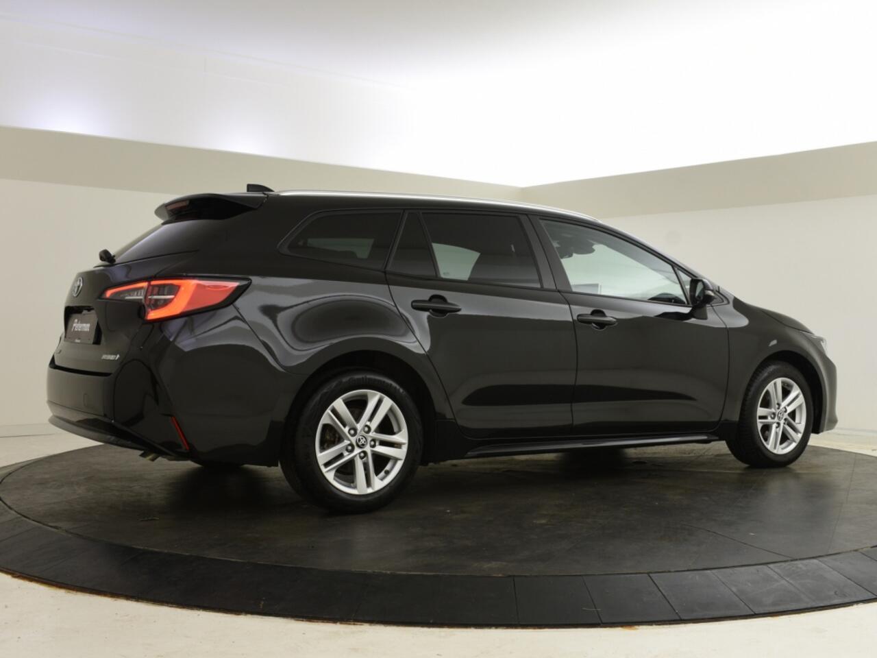 Toyota COROLLA Touring Sports 1.8 Hybrid Active | Head Up | Electr. Achterklep | stoelverw. |