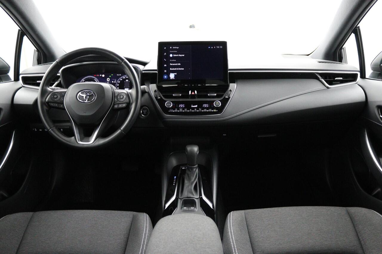 Toyota COROLLA Touring Sports Hybrid 140 | Apple carplay & Android auto | Climate control | Cruise control |