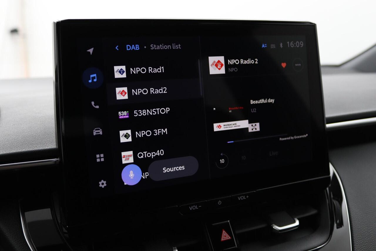 Toyota COROLLA Touring Sports Hybrid 140 | Apple carplay & Android auto | Climate control | Cruise control |
