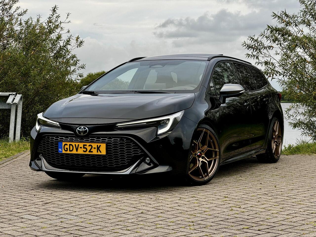 Toyota COROLLA Touring Sports Hybrid 200 GR Sport Plus Panoramadak