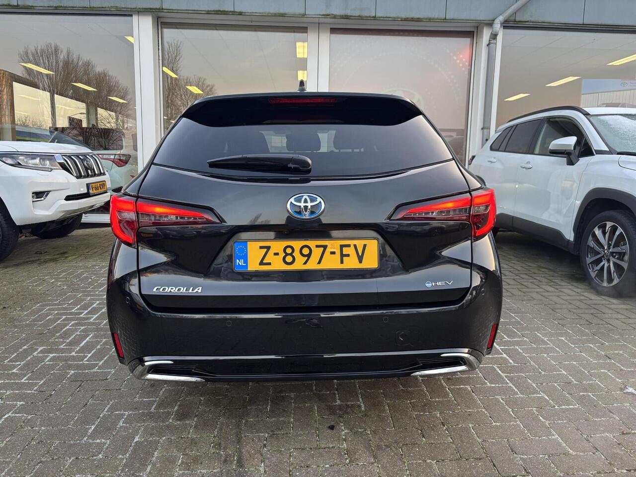 Toyota COROLLA Touring Sports Hybrid 140 Dynamic | Elek. achterkklep | Stoelverwarming | 1ste Eigenaar | Aple CarPlay/Android auto | Toyota garantie tot 2034!