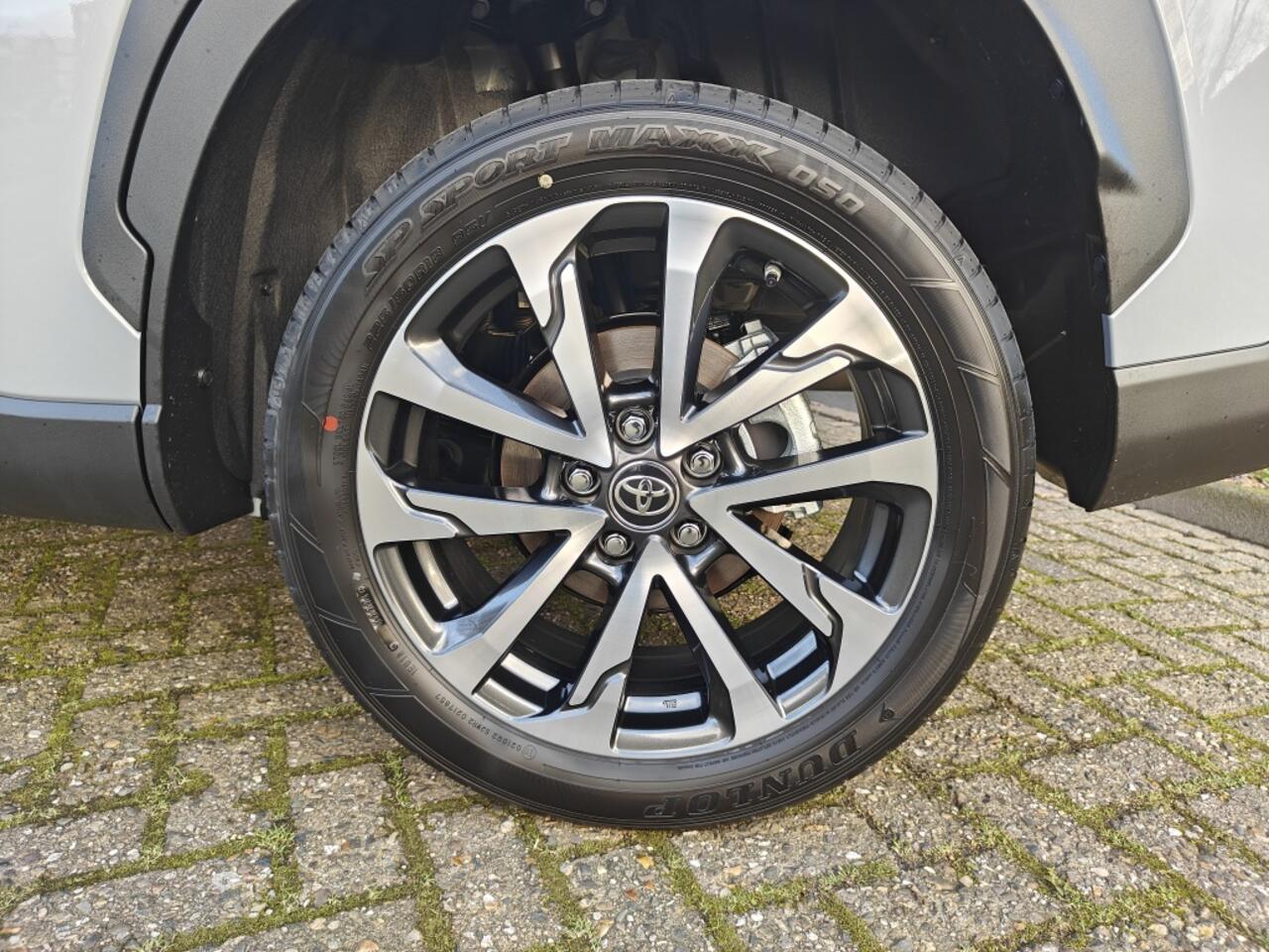Toyota COROLLA 1.8 Hybrid Team D Stuur/Stoel verwarming