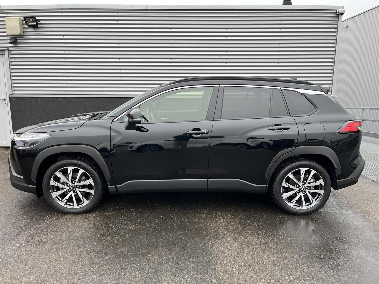 Toyota COROLLA Cross Hybrid 2.0 197PK Style Edition Navigatie, Dodehoekdetectie, Parkeersensoren voor + Achter, Elektrische achterklep, LED, LMV,