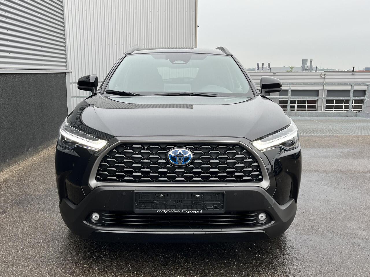 Toyota COROLLA Cross Hybrid 2.0 197PK Style Edition Navigatie, Dodehoekdetectie, Parkeersensoren voor + Achter, Elektrische achterklep, LED, LMV,
