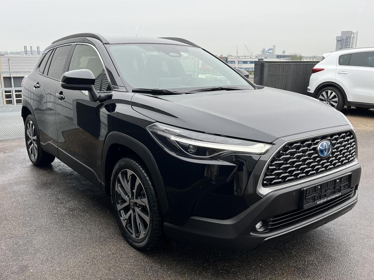 Toyota COROLLA Cross Hybrid 2.0 197PK Style Edition Navigatie, Dodehoekdetectie, Parkeersensoren voor + Achter, Elektrische achterklep, LED, LMV,