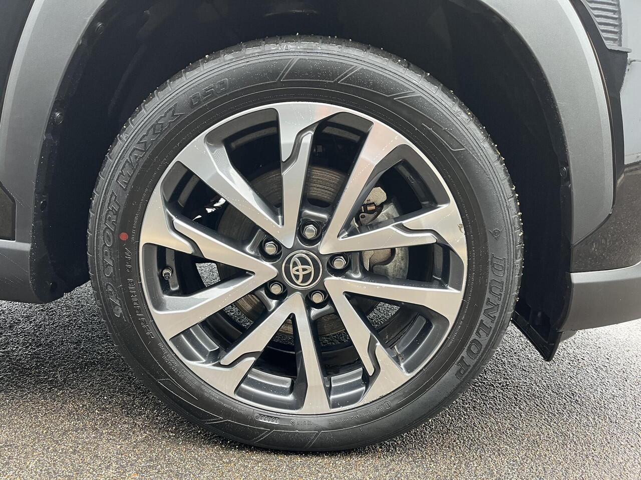 Toyota COROLLA Cross Hybrid 2.0 197PK Style Edition Navigatie, Dodehoekdetectie, Parkeersensoren voor + Achter, Elektrische achterklep, LED, LMV,