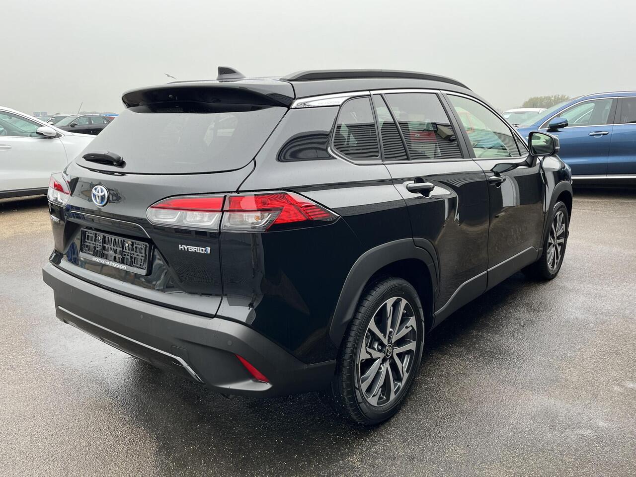 Toyota COROLLA Cross Hybrid 2.0 197PK Style Edition Navigatie, Dodehoekdetectie, Parkeersensoren voor + Achter, Elektrische achterklep, LED, LMV,