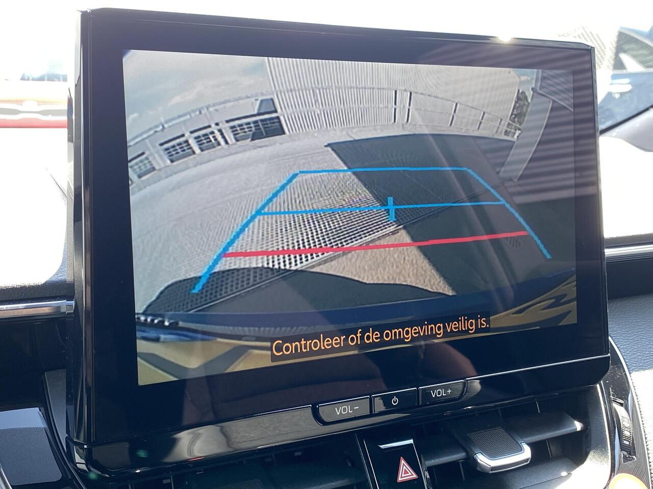 Toyota COROLLA Touring Sports Hybrid 140 Dynamic | Apple Carplay/Android Auto, Adaptive cruise control, USB-C poorten, Stoelverwarming, Achteruitrijcamera, Parkeersensoren v&a, Keyless