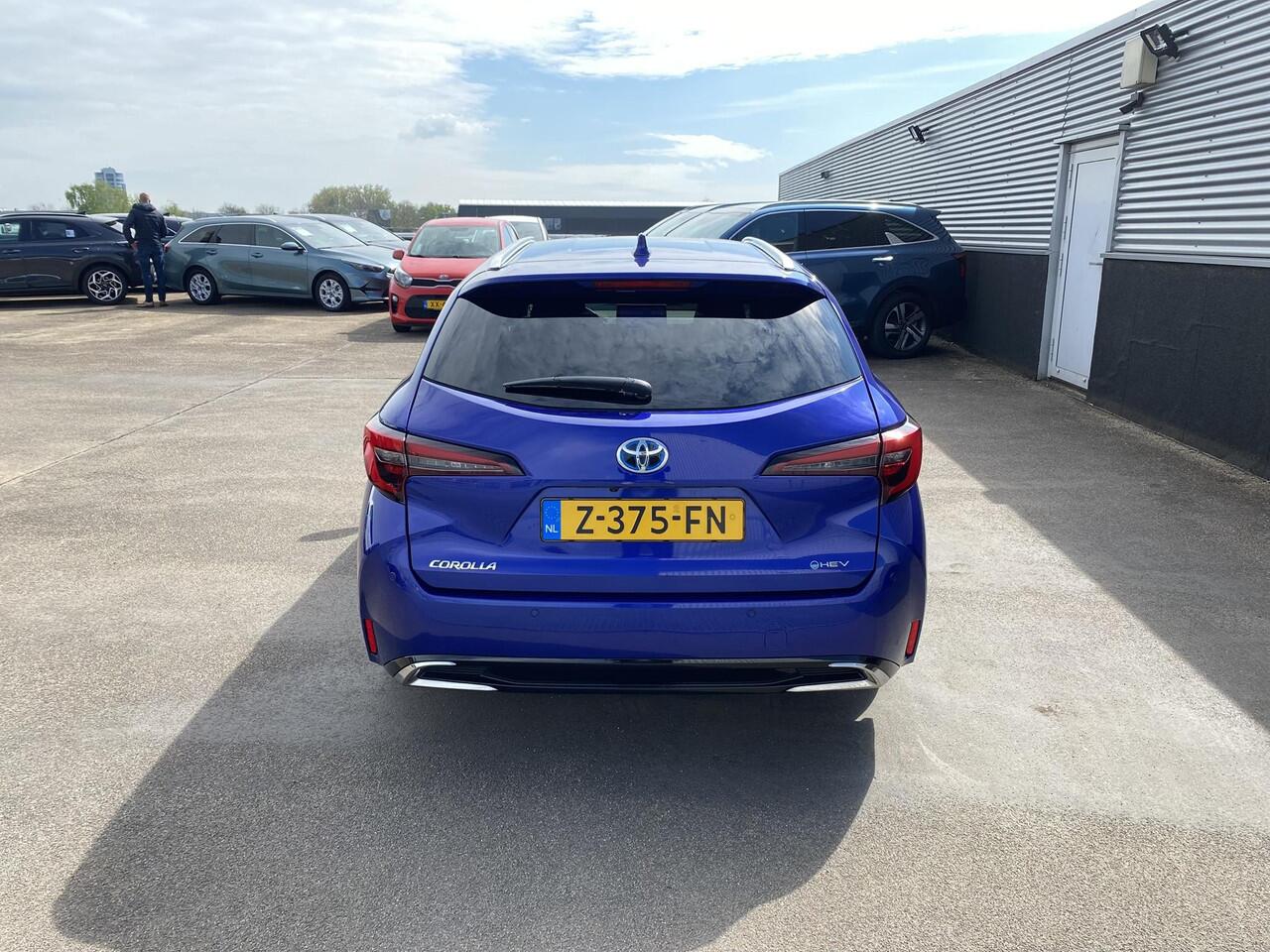 Toyota COROLLA Touring Sports Hybrid 140 Dynamic | Apple Carplay/Android Auto, Adaptive cruise control, USB-C poorten, Stoelverwarming, Achteruitrijcamera, Parkeersensoren v&a, Keyless