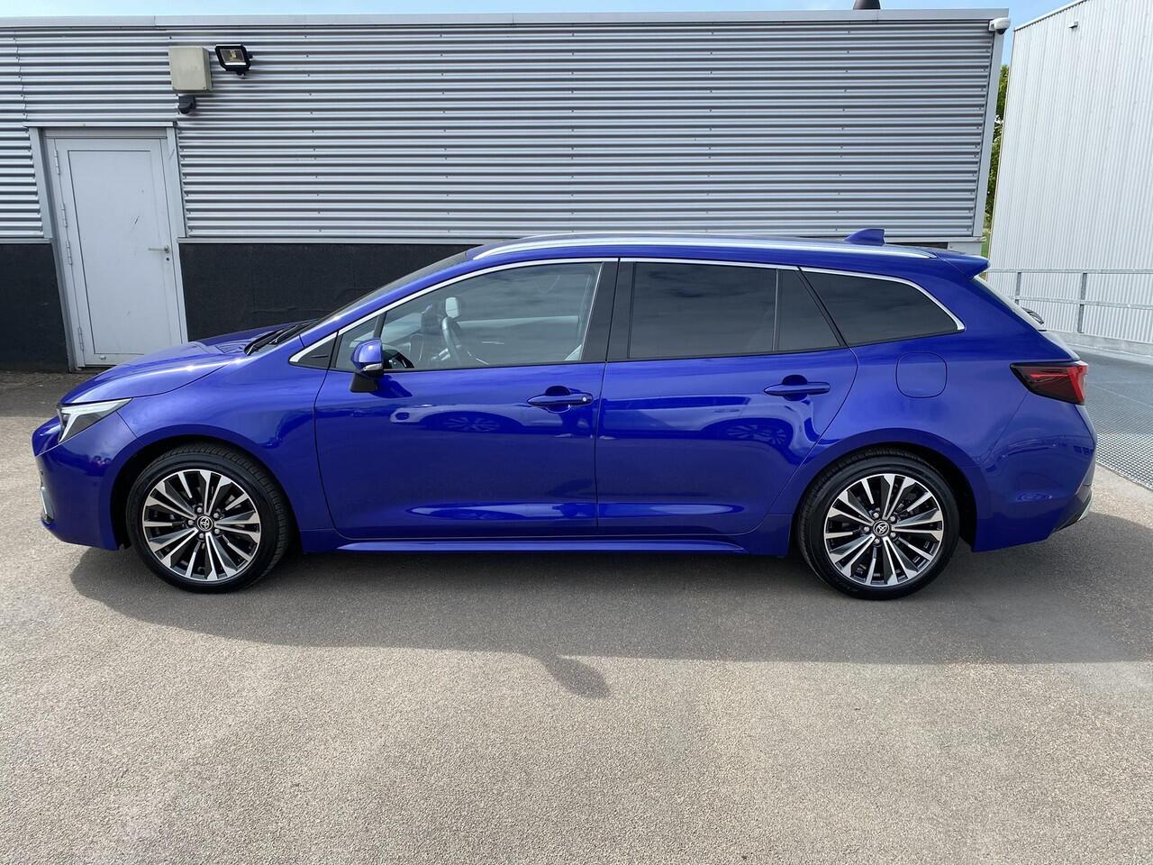 Toyota COROLLA Touring Sports Hybrid 140 Dynamic | Apple Carplay/Android Auto, Adaptive cruise control, USB-C poorten, Stoelverwarming, Achteruitrijcamera, Parkeersensoren v&a, Keyless