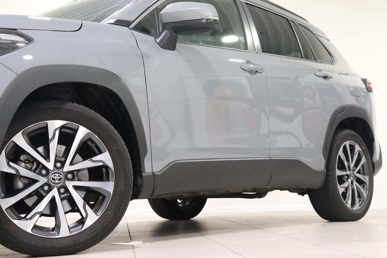 Toyota COROLLA Cross Hybrid 200 Style, Parkeersensoren, Blind Spot, Apple Carplay, Android Auto!