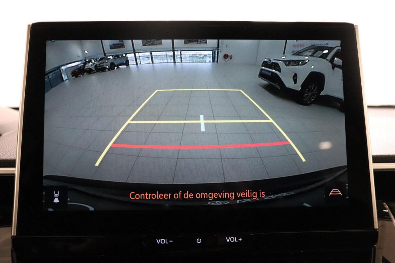 Toyota COROLLA Cross Hybrid 200 Style, Parkeersensoren, Blind Spot, Apple Carplay, Android Auto!