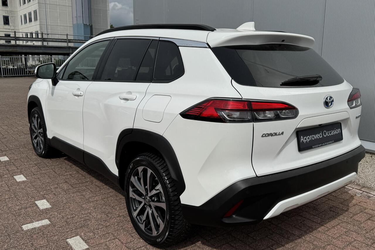 Toyota COROLLA Cross 1.8 Hybrid Executive Edition Panoramadak, Dodehoekdetectie, Parkeersensoren voor + achter, Elektrische achterklep, Led, Navi, Garantie t/m 2034!