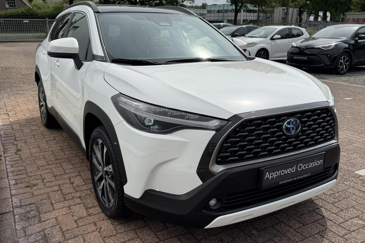 Toyota COROLLA Cross 1.8 Hybrid Executive Edition Panoramadak, Dodehoekdetectie, Parkeersensoren voor + achter, Elektrische achterklep, Led, Navi, Garantie t/m 2034!