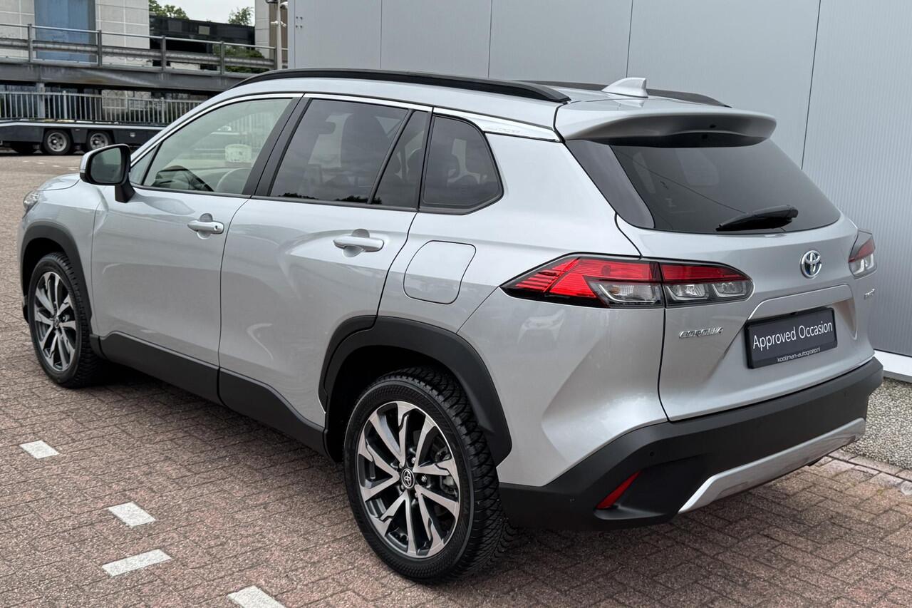 Toyota COROLLA Cross 2.0 High Power Hybrid Executive Edition Panoramadak, Dodehoekdetectie, Parkeersensoren voor + achter, Elektrische achterklep, Led, Navi, Garantie t/m 2034!