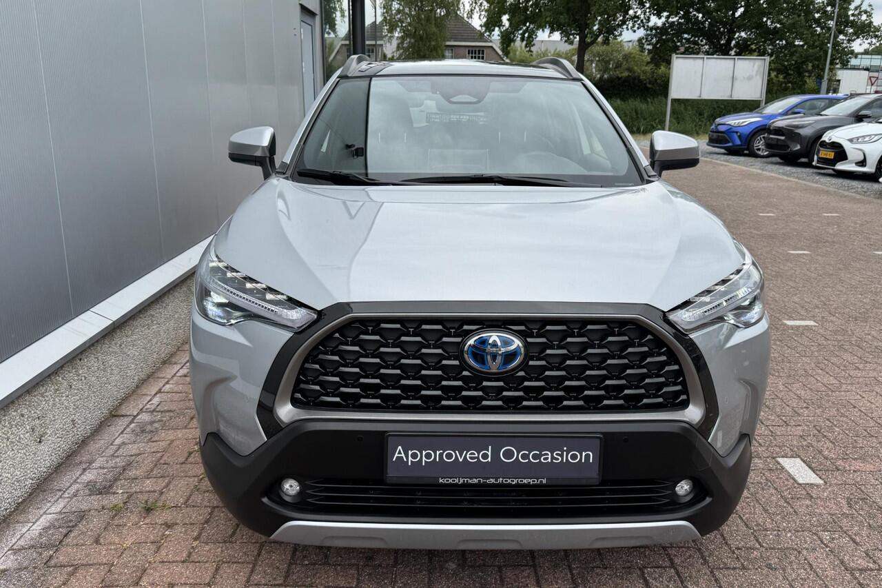 Toyota COROLLA Cross 2.0 High Power Hybrid Executive Edition Panoramadak, Dodehoekdetectie, Parkeersensoren voor + achter, Elektrische achterklep, Led, Navi, Garantie t/m 2034!