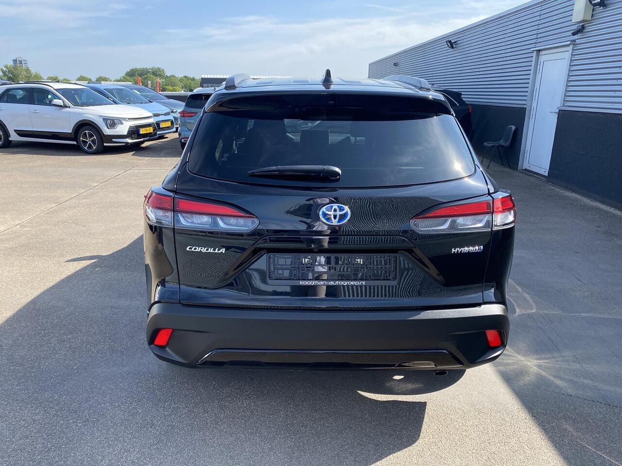 Toyota COROLLA Cross Hybrid 200 Dynamic edition Navigatie, Elektrische achterklep, LED, LMV,