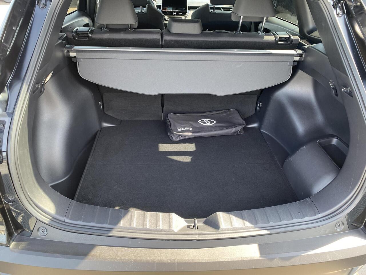 Toyota COROLLA Cross Hybrid 200 Dynamic edition Navigatie, Elektrische achterklep, LED, LMV,