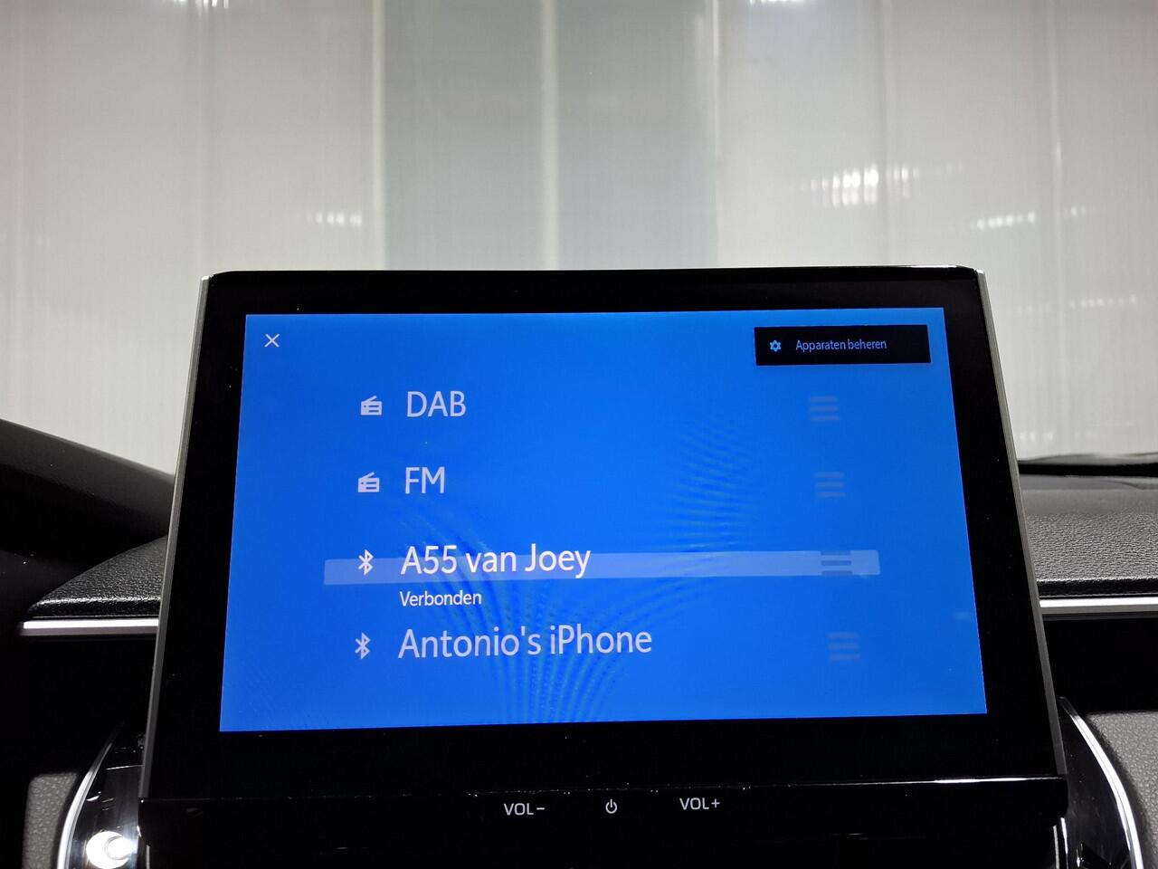 Toyota COROLLA Cross Hybrid 200 Style | Panoramadak | Half lederen bekleding | Dealer onderhouden |