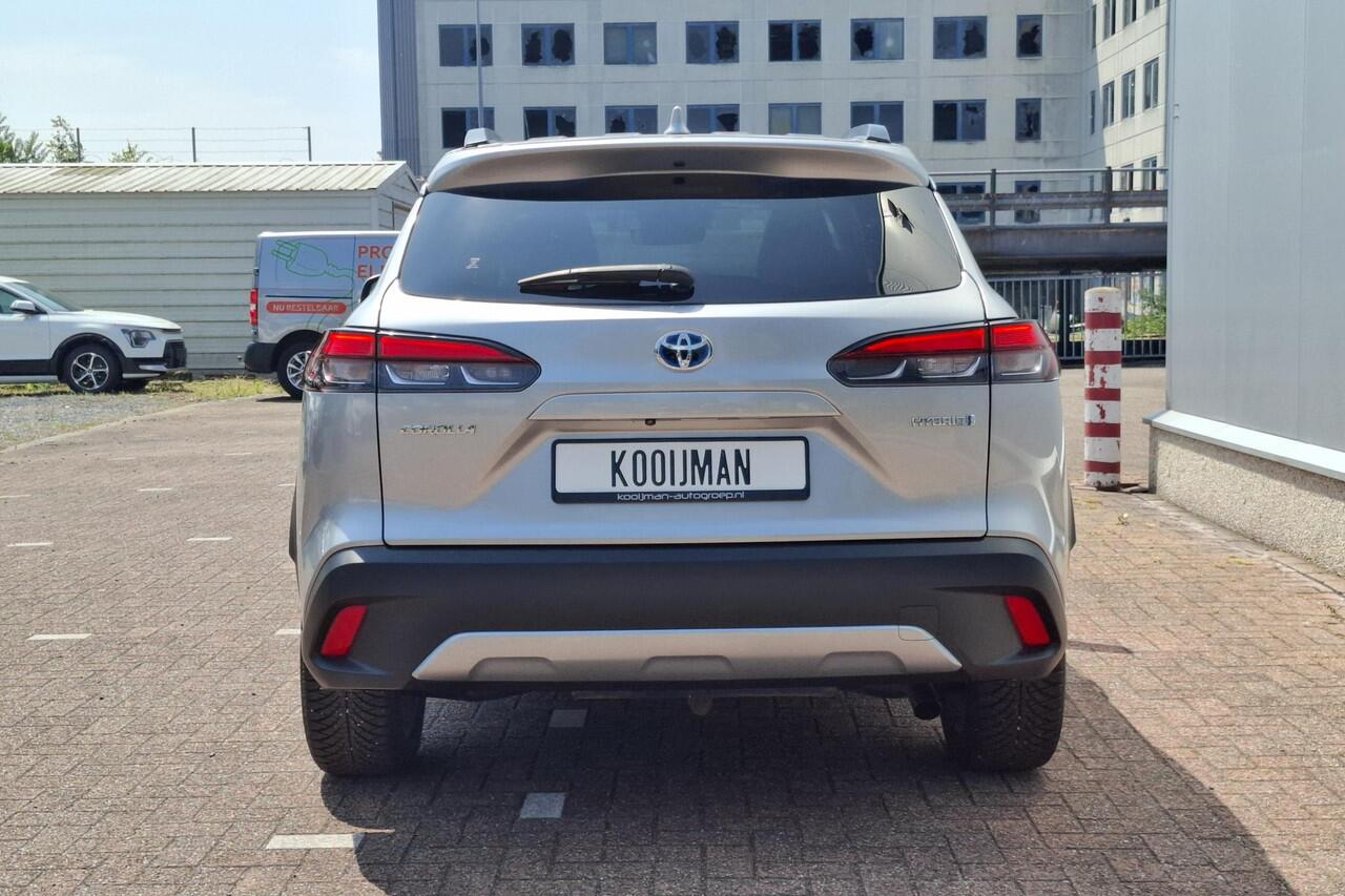 Toyota COROLLA Cross Hybrid 200 Executive edition Panoramadak, Dodehoekdetectie, Parkeersensoren voor + achter, Elektrische achterklep, Led, Navi, Garantie t/m 2034!