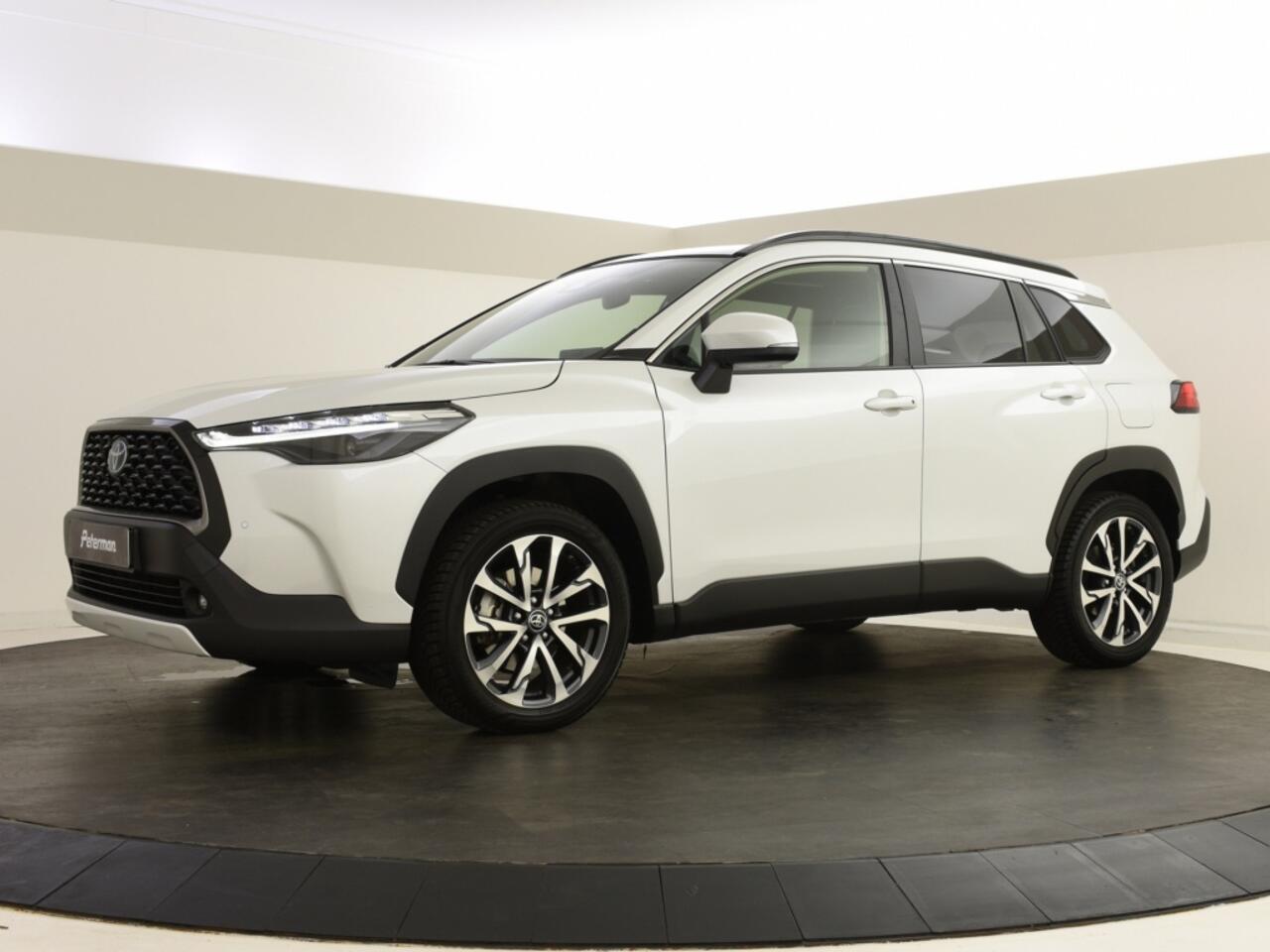 Toyota COROLLA Hybrid 140 Style | Panormadak | Stoelverwarming | Parkeersensore