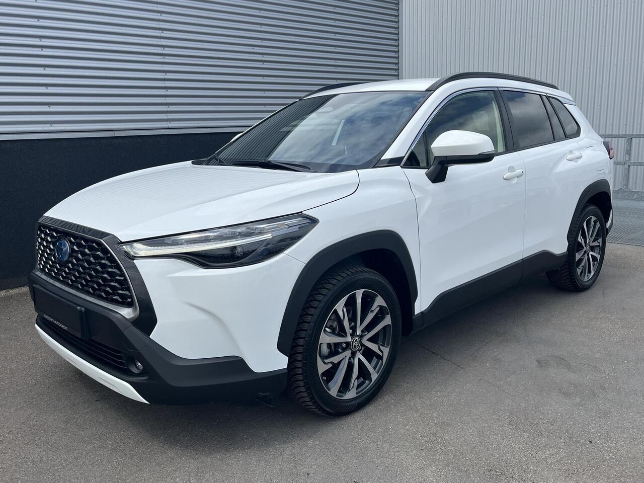 Toyota COROLLA Cross Hybrid 200 Dynamic MEERDERE KLEUREN LEVERBAAR! Navigatie, Elektrische achterklep, Achteruitrijcamera, LM velgen, Privacy glass, smart Key, All-season banden